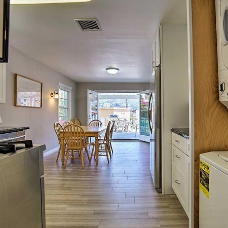 Updated Home On Catalina Island Walk To The Coast アバロン エクステリア 写真