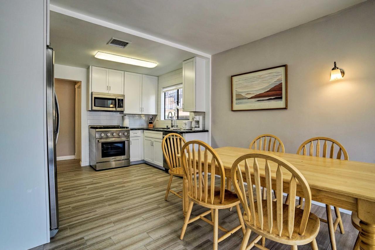 Updated Home On Catalina Island Walk To The Coast アバロン エクステリア 写真